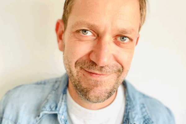 Frédéric Hebert CLO at Rise Up